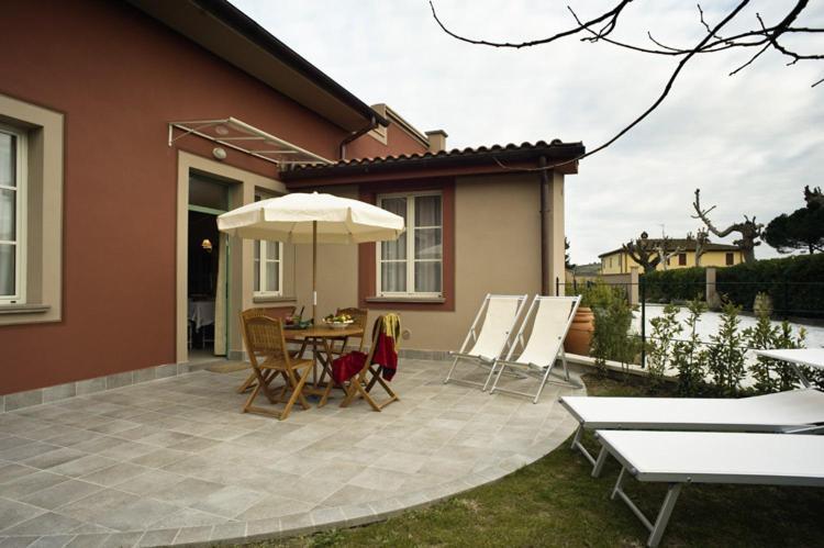 Cevoli Country Resort Lari Ngoại thất bức ảnh