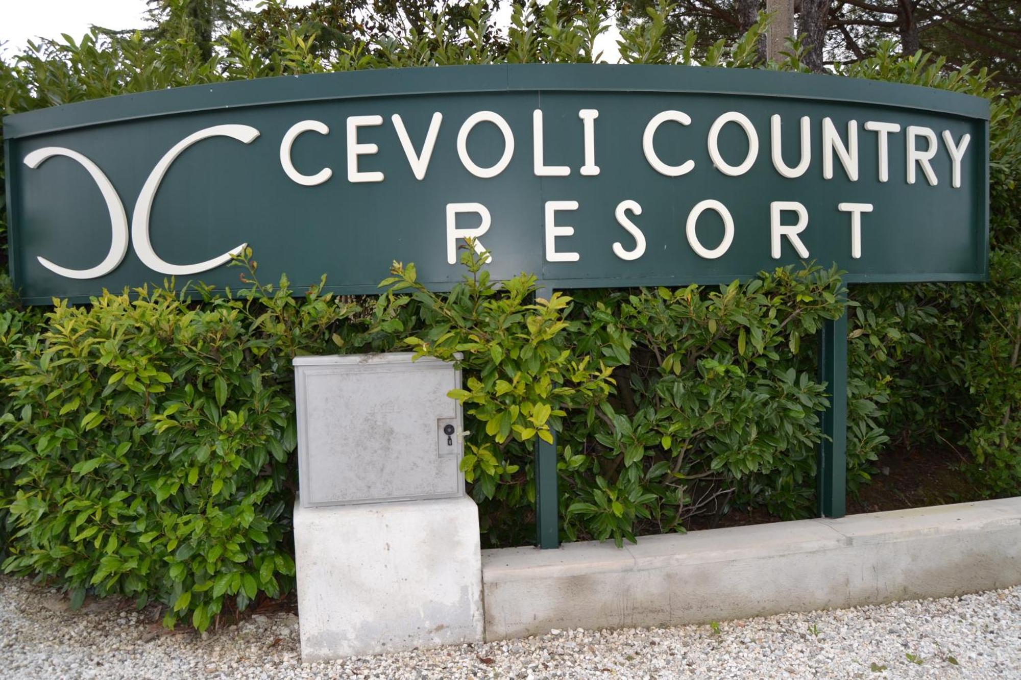 Cevoli Country Resort Lari Ngoại thất bức ảnh